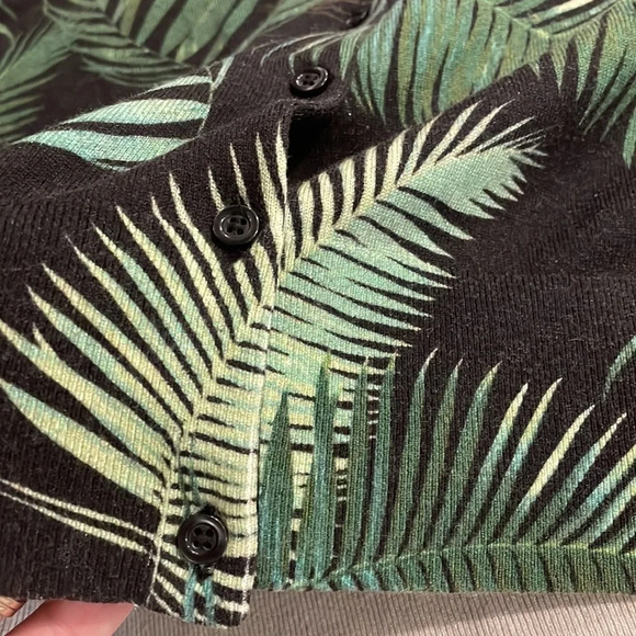 Saks Fifth Avenue Silk Cashmere Blend Tropical Leaf Cardigan Sweater Medium - Picture 4 of 7